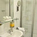 City Apart Hotel 3*