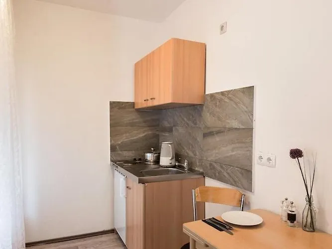 Hotel City Apart Hotel 3*